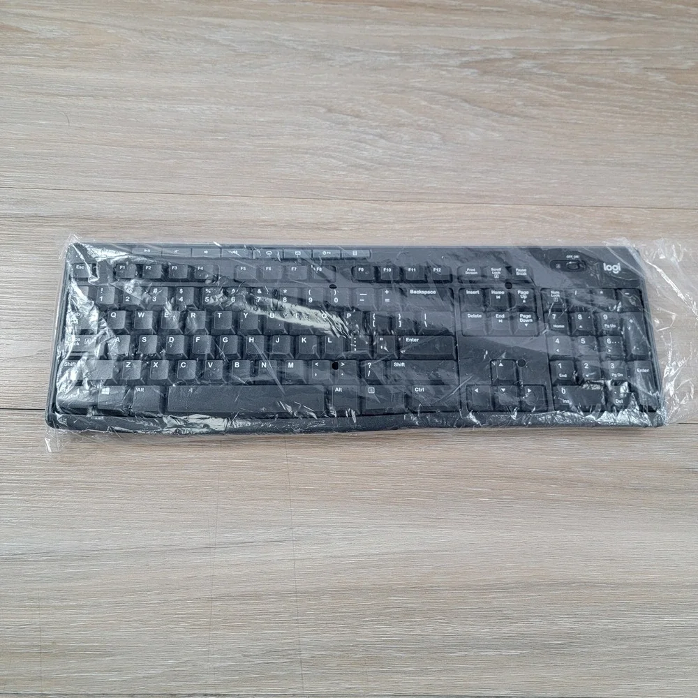 Logitech K270 Wireless Keyboard Black Full Size Numbers Pad